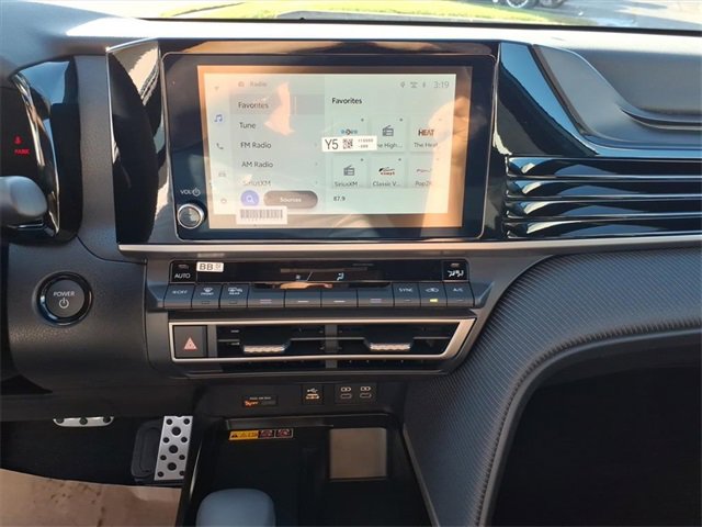 New 2026 Toyota Camry SE image 14