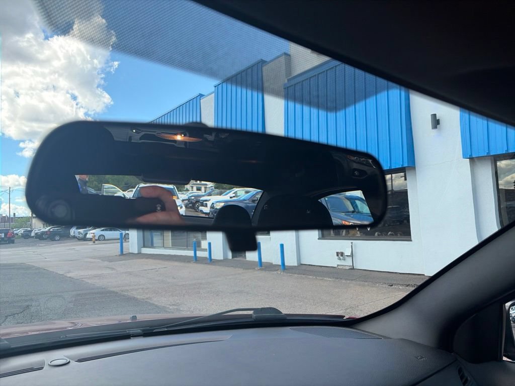 Used 2014 Chrysler 200 LX FWD image 20