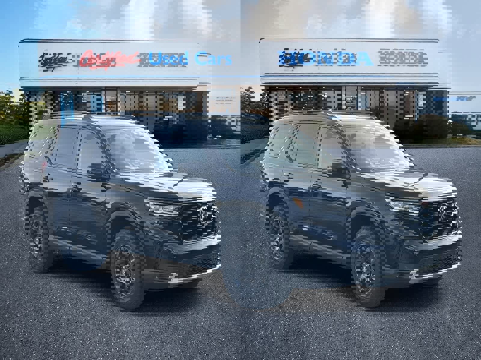 Used 2025 Honda Pilot TrailSport image 7