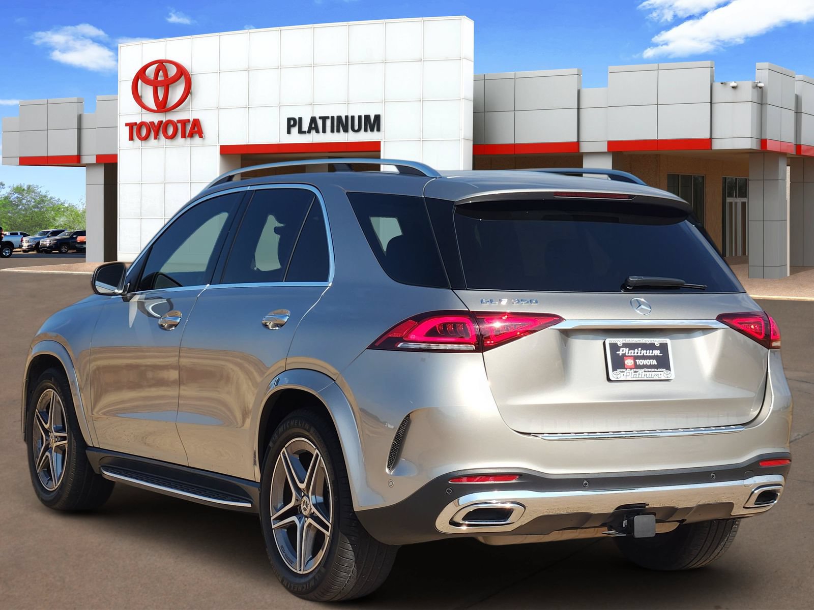 Used 2022 Mercedes-Benz GLE 350 image 5