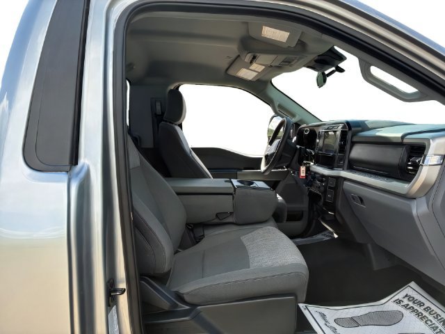 Certified 2024 Ford F350 XLT w/ 360-Degree Camera Package AWD/4WD image 17