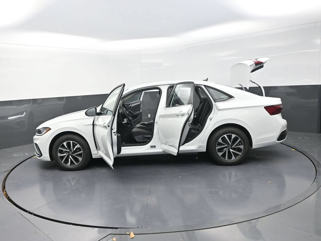 New 2026 Volkswagen Jetta S FWD image 32