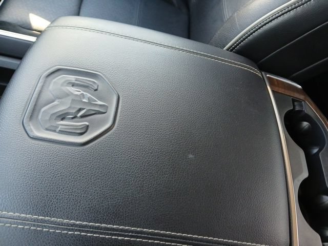 Used 2022 RAM 3500 Laramie w/ Chrome Appearance Group AWD/4WD image 15