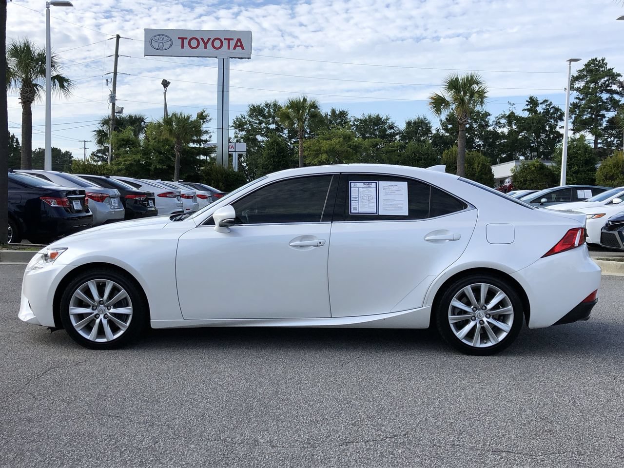 Used 2016 Lexus IS 200t RWD image 8