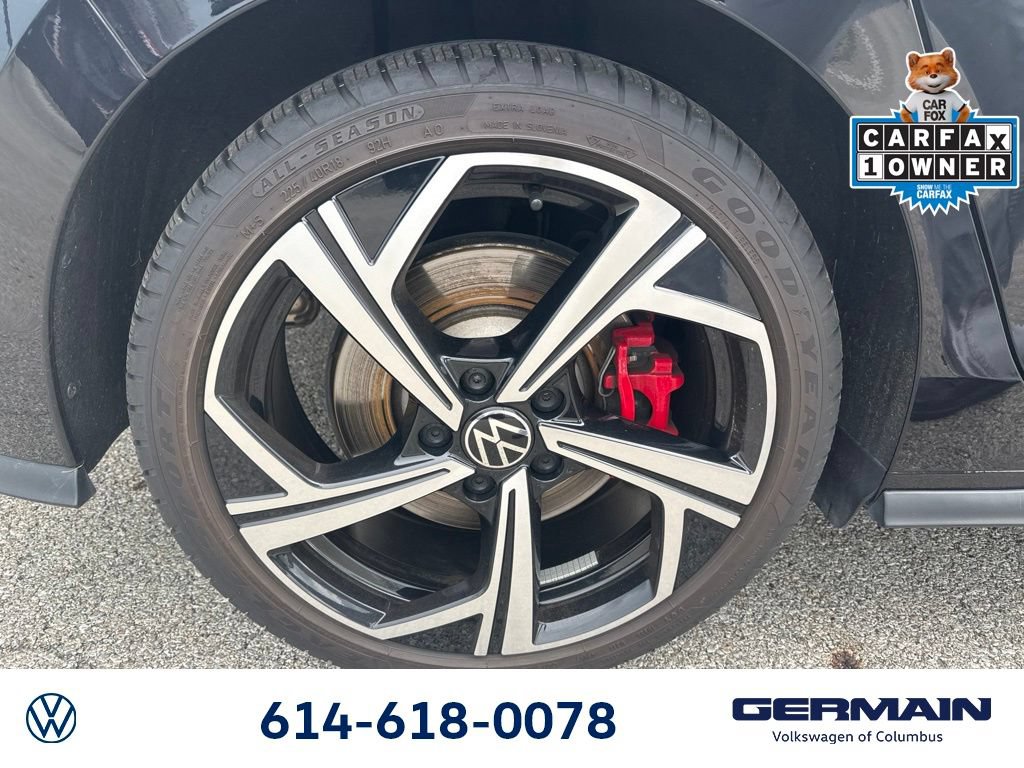 Used 2024 Volkswagen GTI SE FWD image 13
