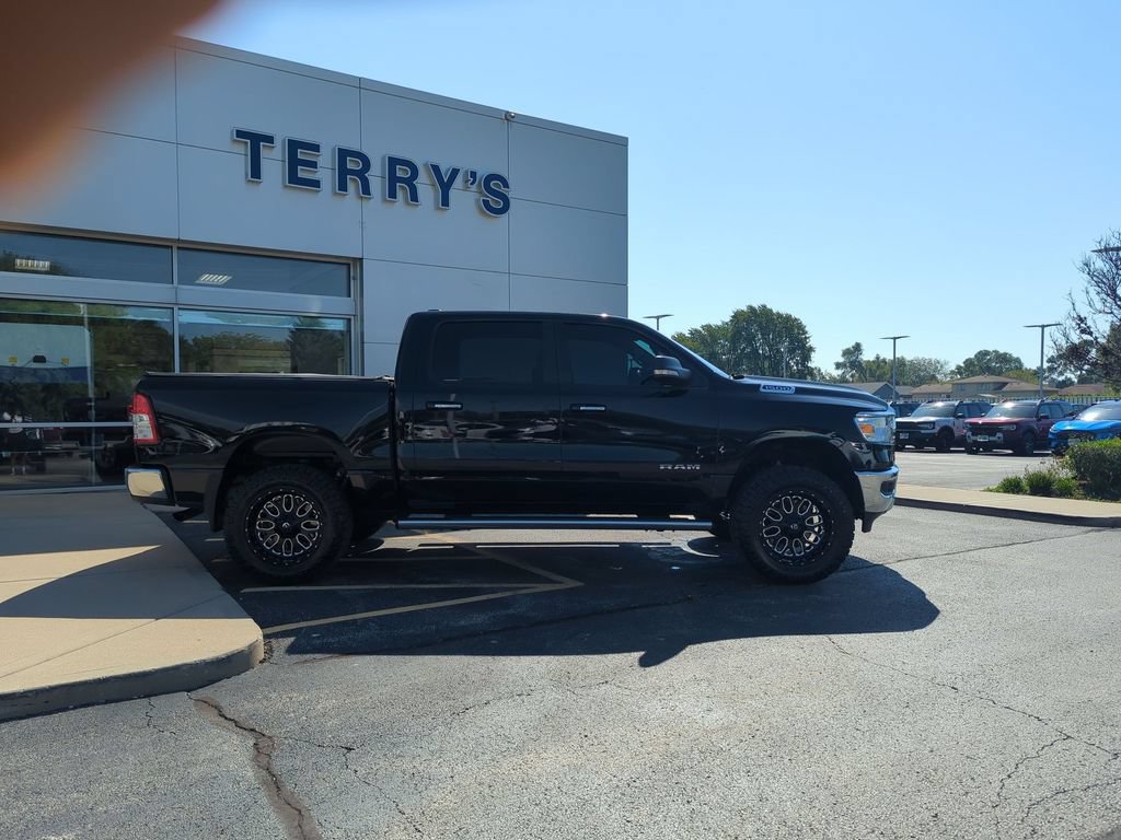 Used 2020 RAM 1500 Big Horn AWD/4WD image 2