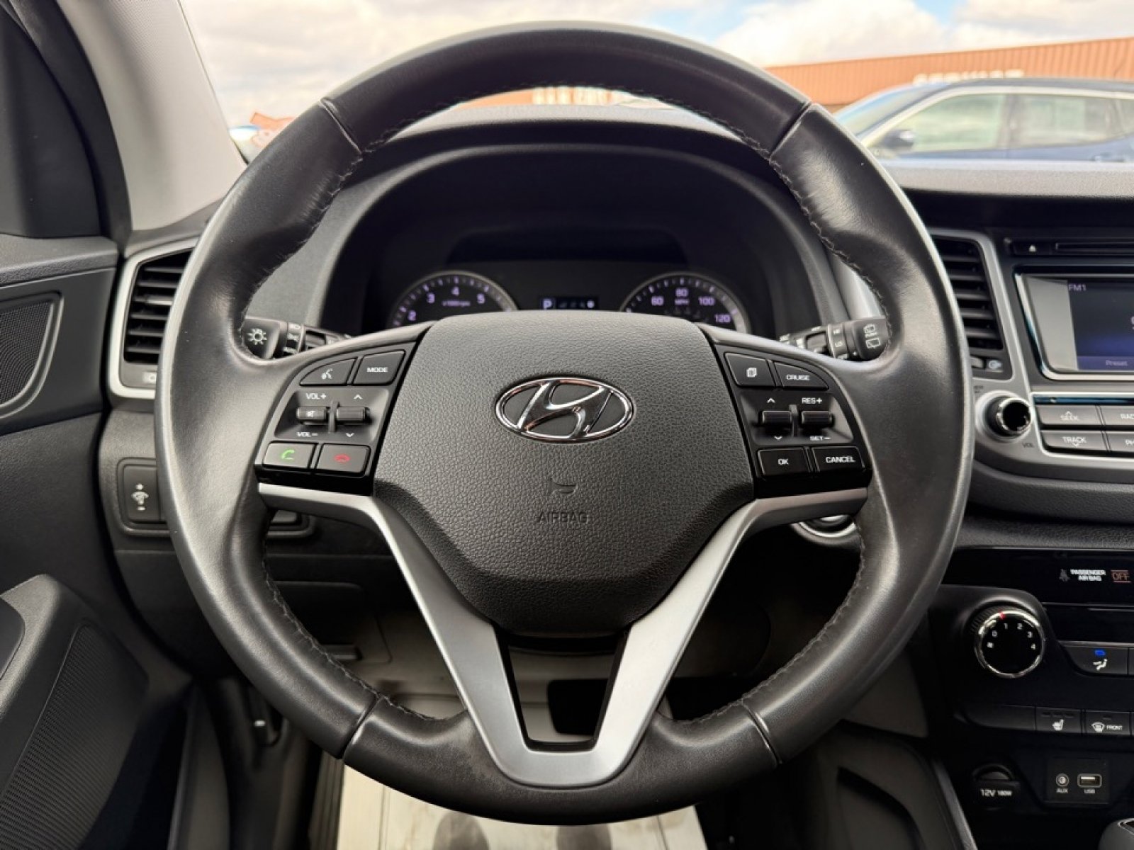 Used 2016 Hyundai Tucson Sport image 18