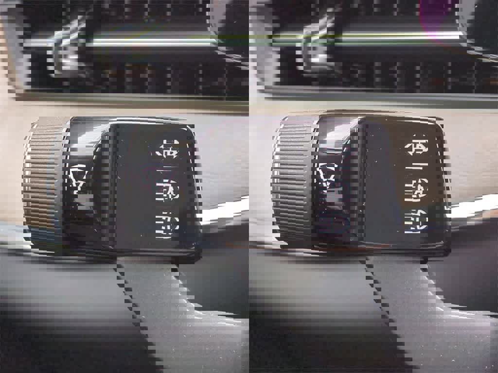 New 2025 Volvo EX90 Ultra image 27