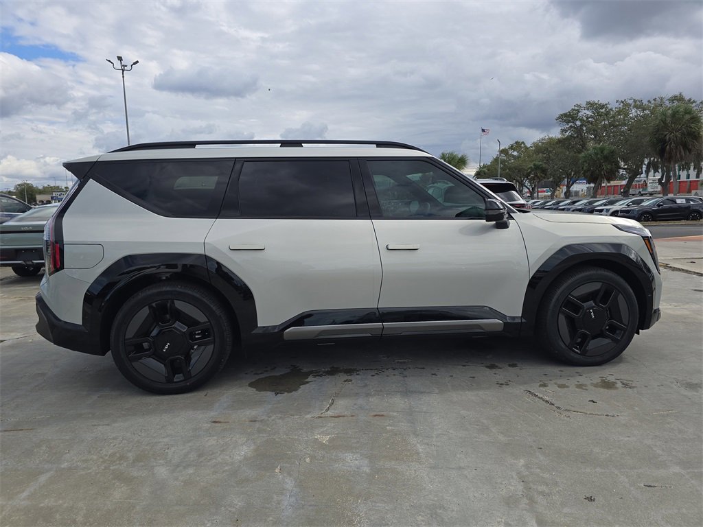 New 2026 Kia EV9 GT-Line image 9