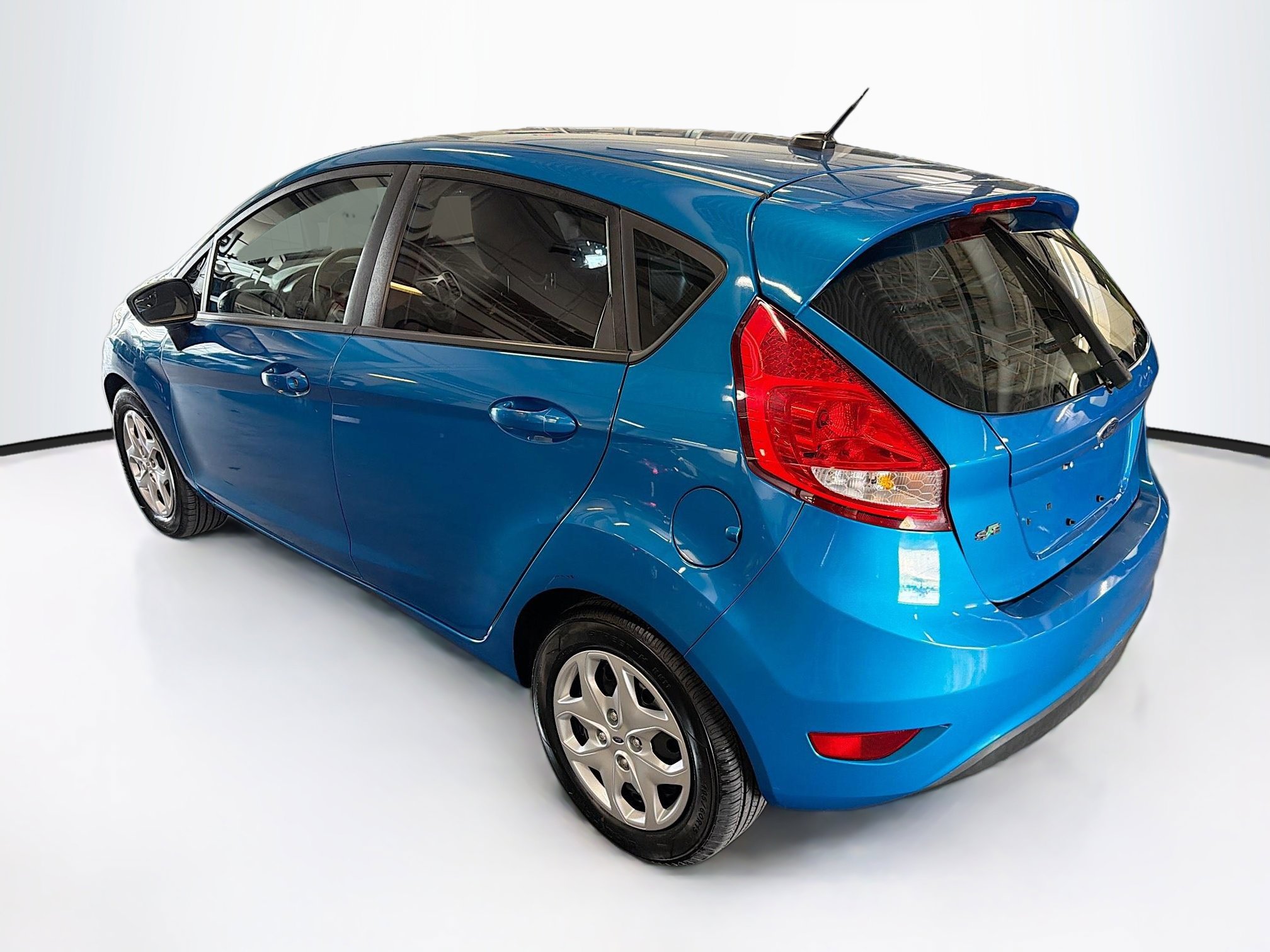 Used 2012 Ford Fiesta SE FWD image 5