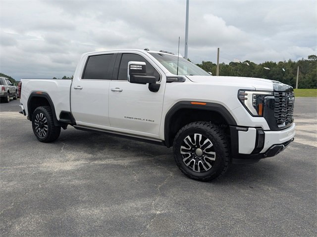 Used 2024 GMC Sierra 2500 Denali Ultimate image 2