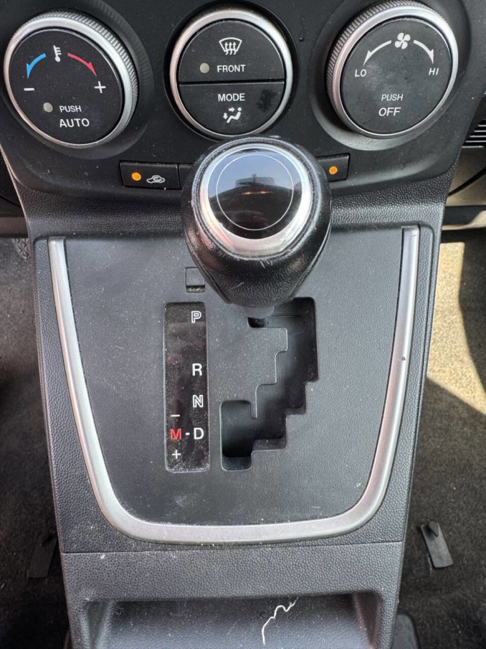 Used 2015 MAZDA MAZDA5 Touring image 22