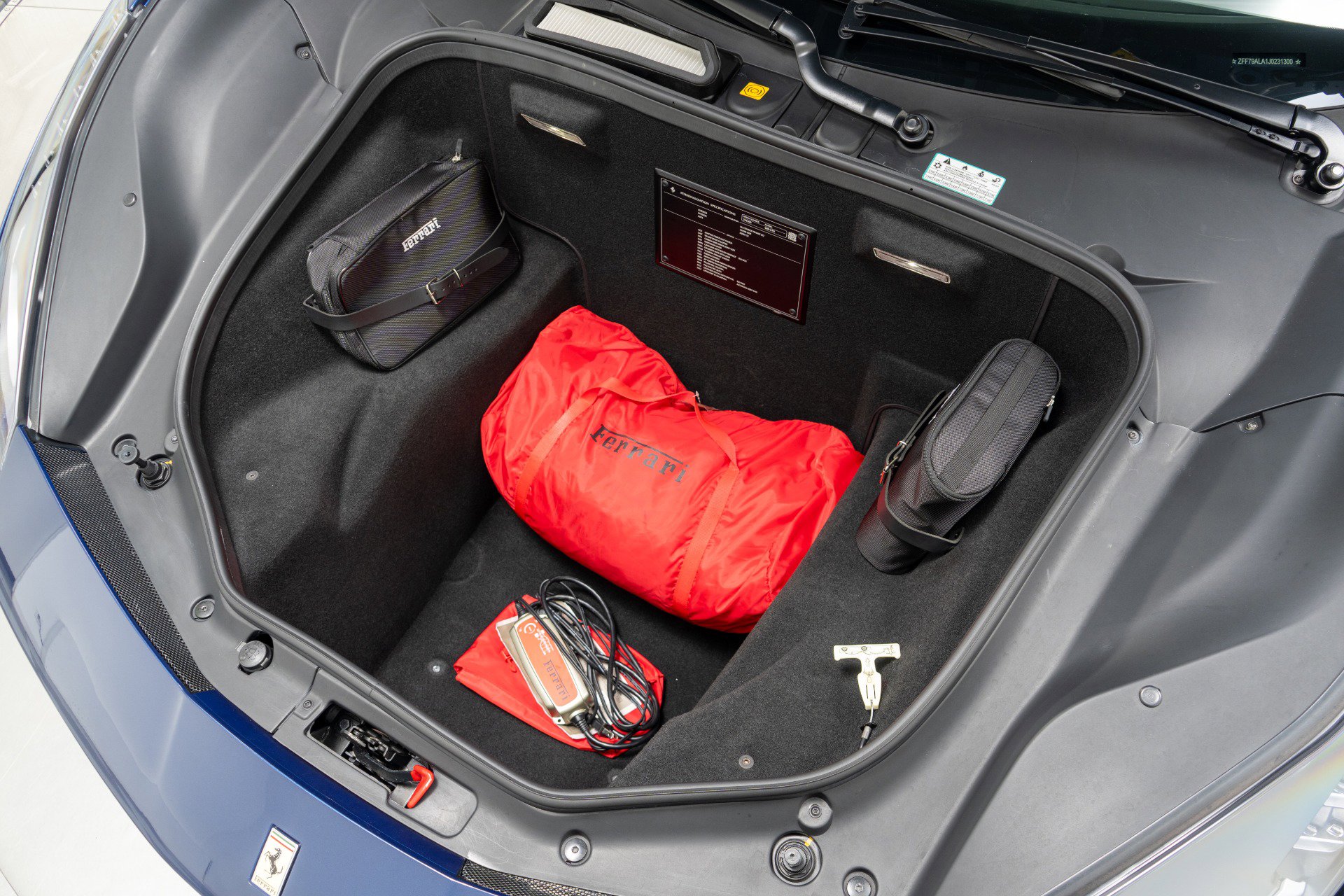 Used 2018 Ferrari 488 GTB RWD image 18