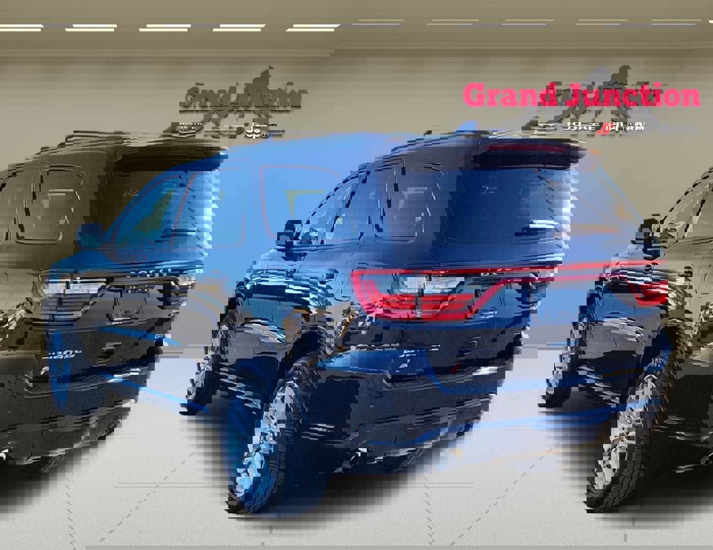 Used 2024 Dodge Durango GT image 5