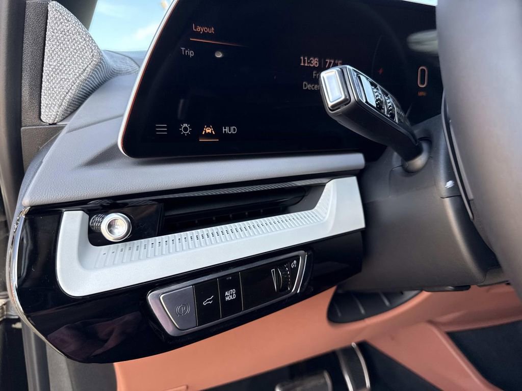 New 2026 Cadillac Optiq Luxury 2 image 29