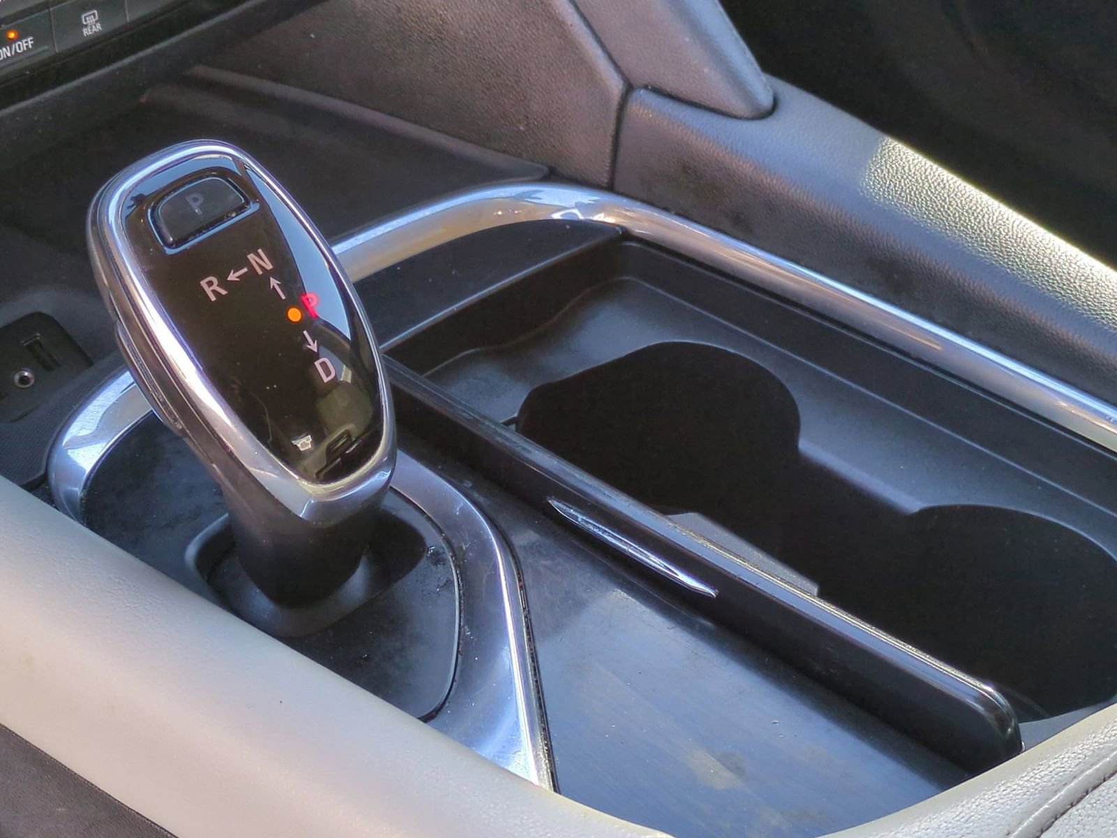 Used 2019 Buick Enclave Essence image 34