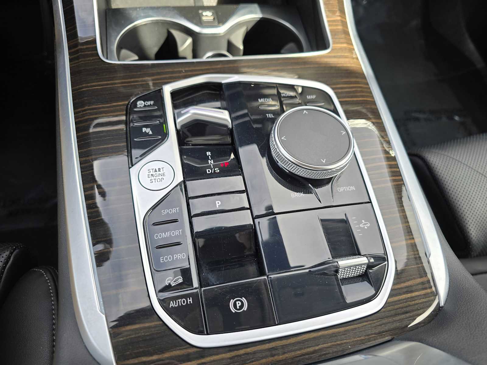 Used 2024 BMW X7 xDrive40i image 36