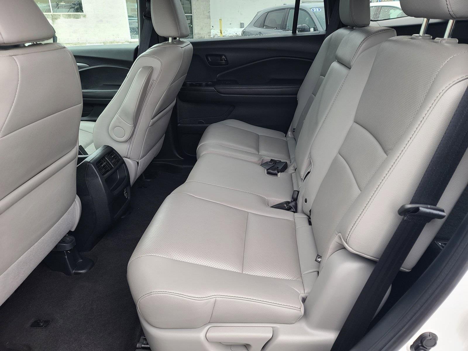 Used 2023 Honda Passport EX-L image 14