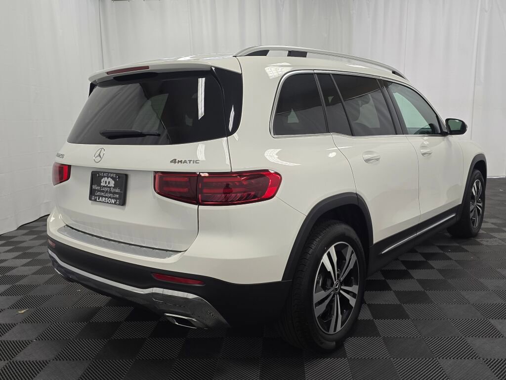Used 2025 Mercedes-Benz GLB 250 4MATIC image 6
