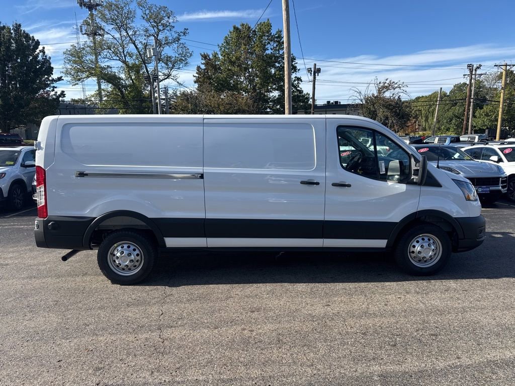 New 2025 Ford Transit 250 Low Roof AWD image 4