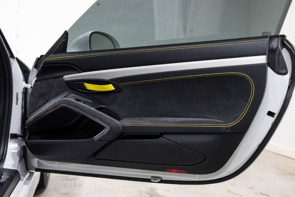Used 2016 Porsche Cayman GT4 RWD image 12