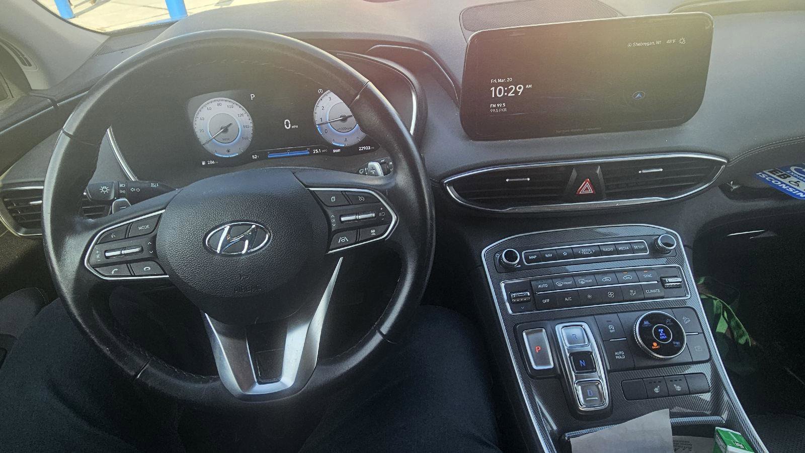 Used 2023 Hyundai Santa Fe SEL w/ Premium Package image 5