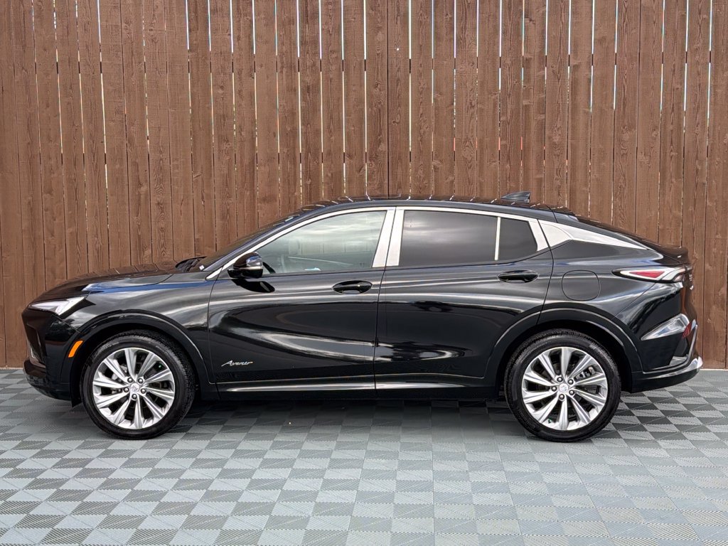 Used 2025 Buick Envista Avenir FWD image 14