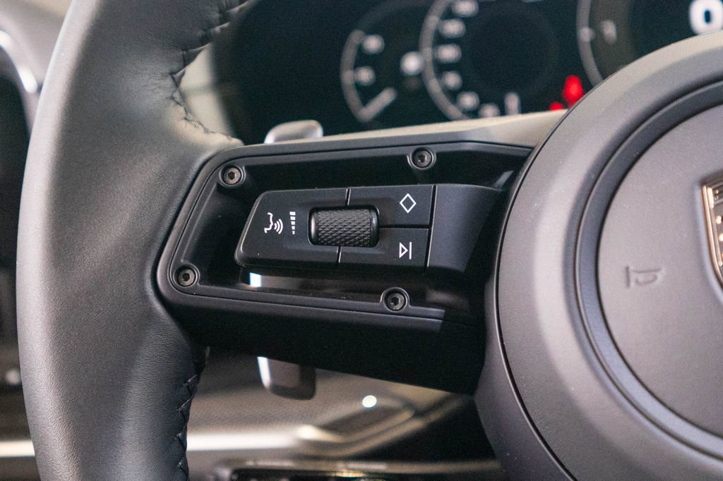 New 2026 Porsche Cayenne Turbo AWD/4WD image 35