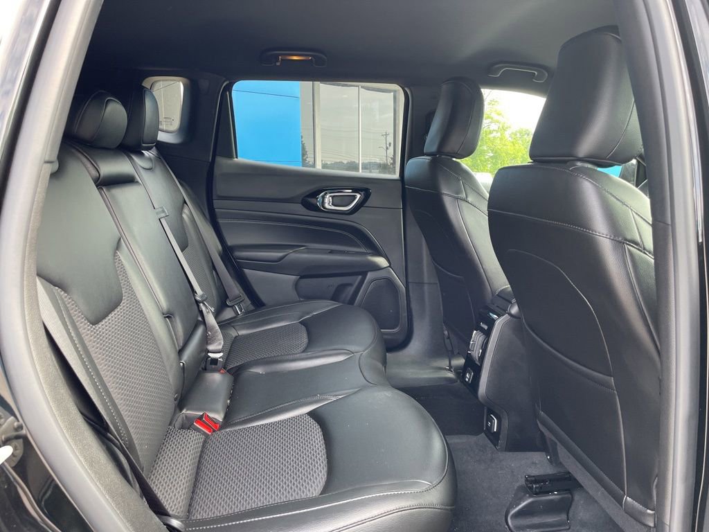 Used 2022 Jeep Compass Altitude AWD/4WD image 15