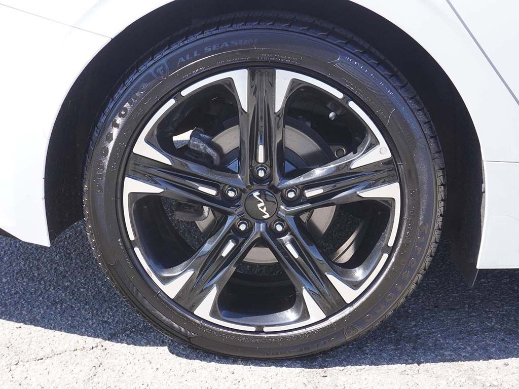 Used 2024 Kia K5 GT-Line AWD/4WD image 21