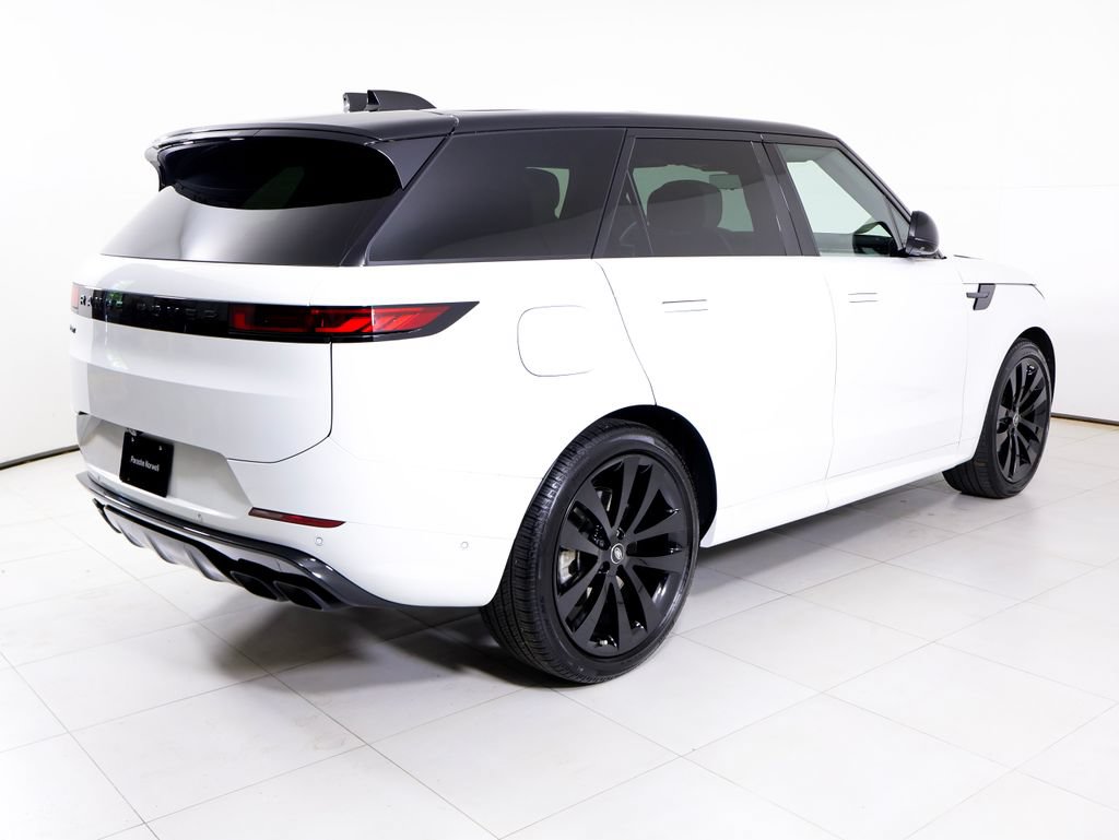 Used 2025 Land Rover Range Rover Sport Dynamic SE AWD/4WD image 32