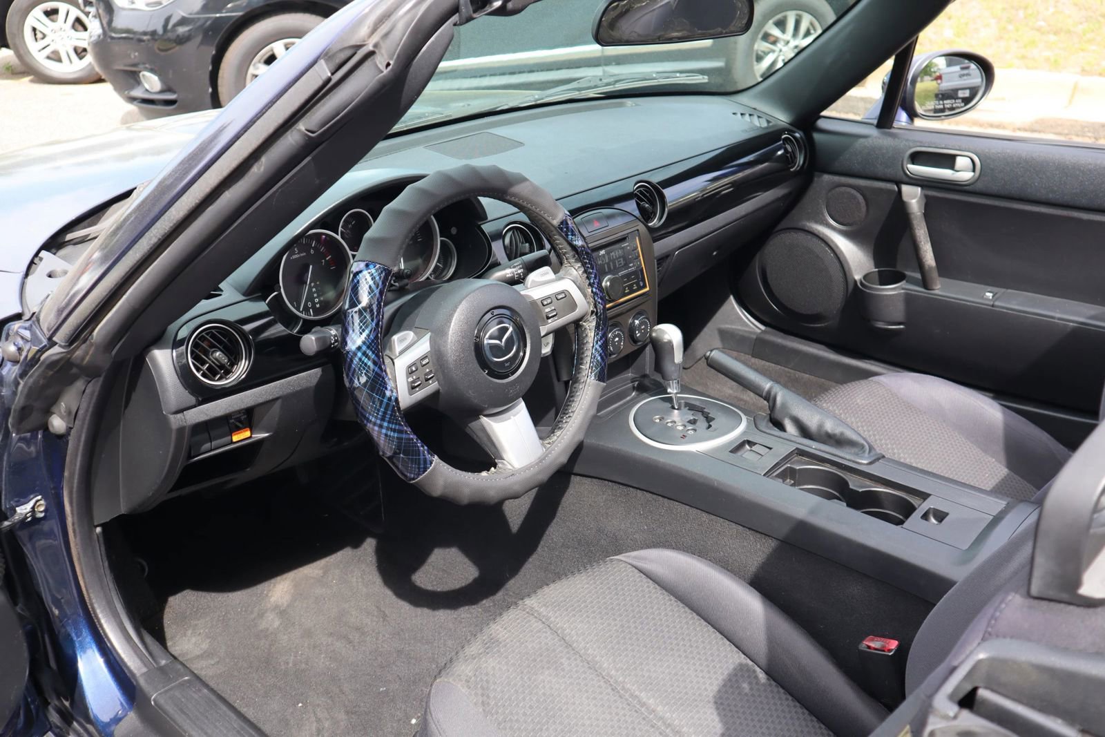 Used 2007 MAZDA MX-5 Miata Touring image 7
