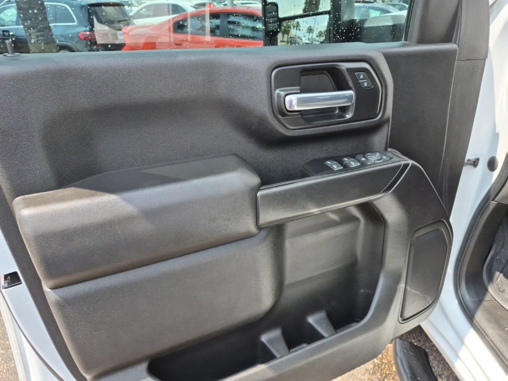 Used 2024 Chevrolet Silverado 2500 Custom w/ Custom Convenience Package RWD image 12
