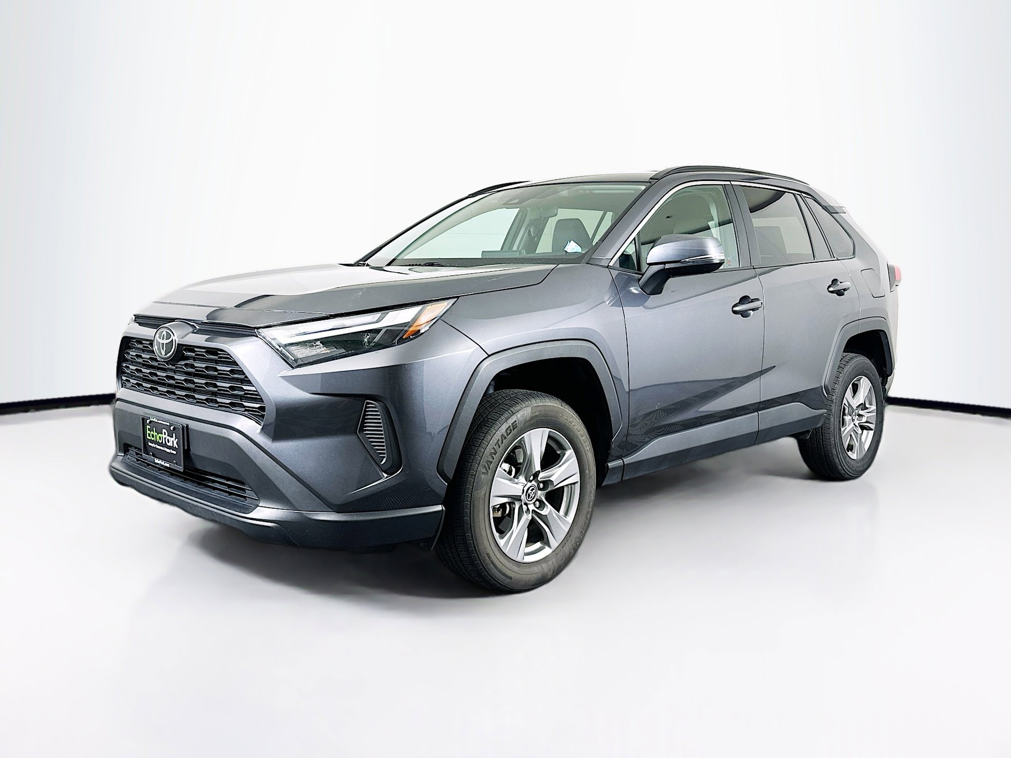 Used 2024 Toyota RAV4 XLE image 3