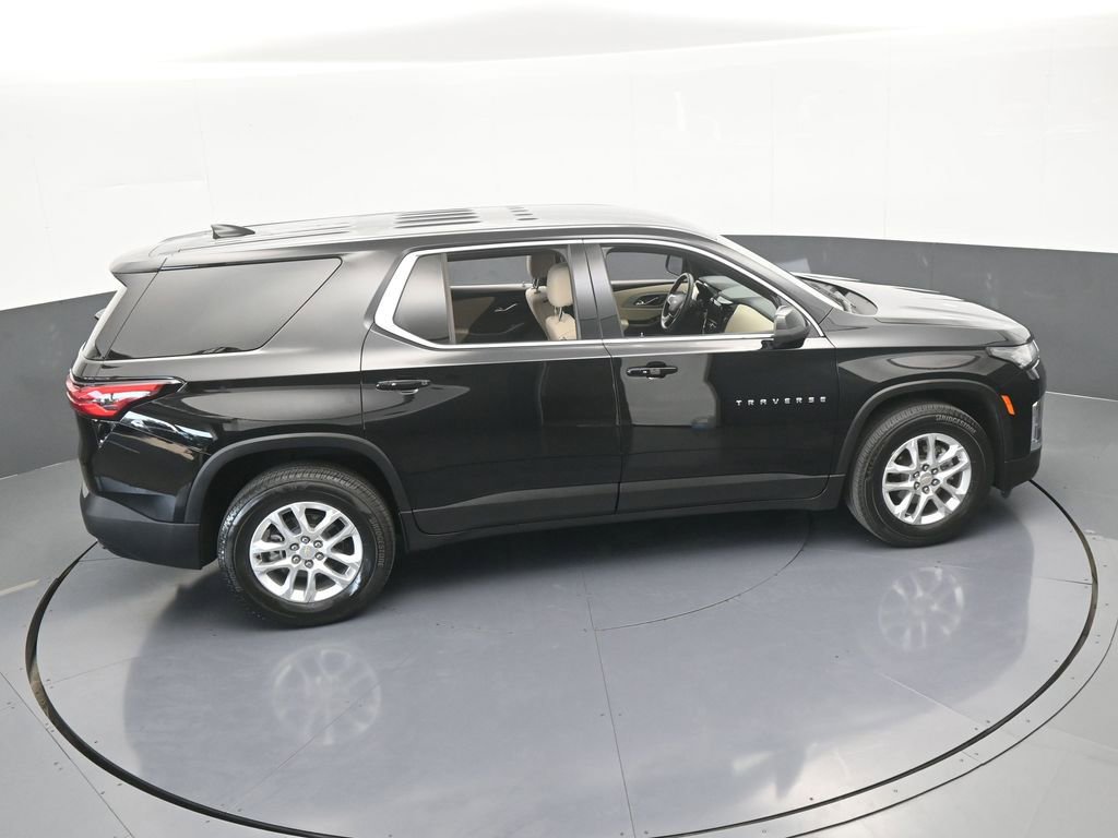 Used 2023 Chevrolet Traverse LS image 50