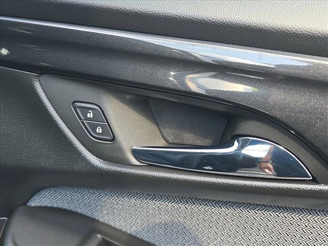 Used 2024 Chevrolet TrailBlazer LT AWD/4WD image 24