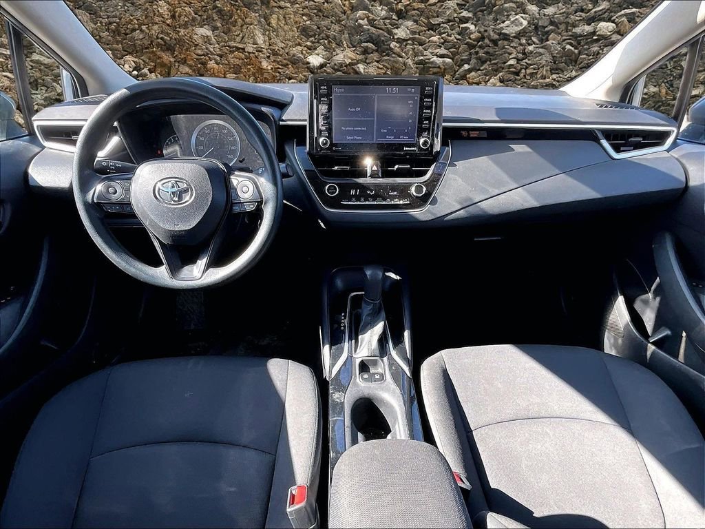 Used 2022 Toyota Corolla LE image 14