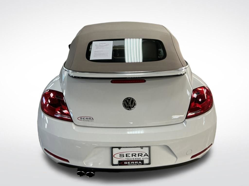 Used 2013 Volkswagen Beetle 2.5 image 4