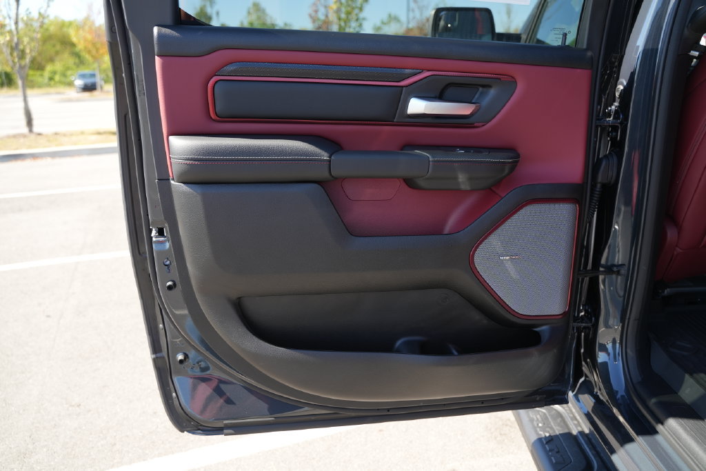 New 2027 RAM 1500 Rebel w/ Rebel Level 2 Equipment Group AWD/4WD image 14