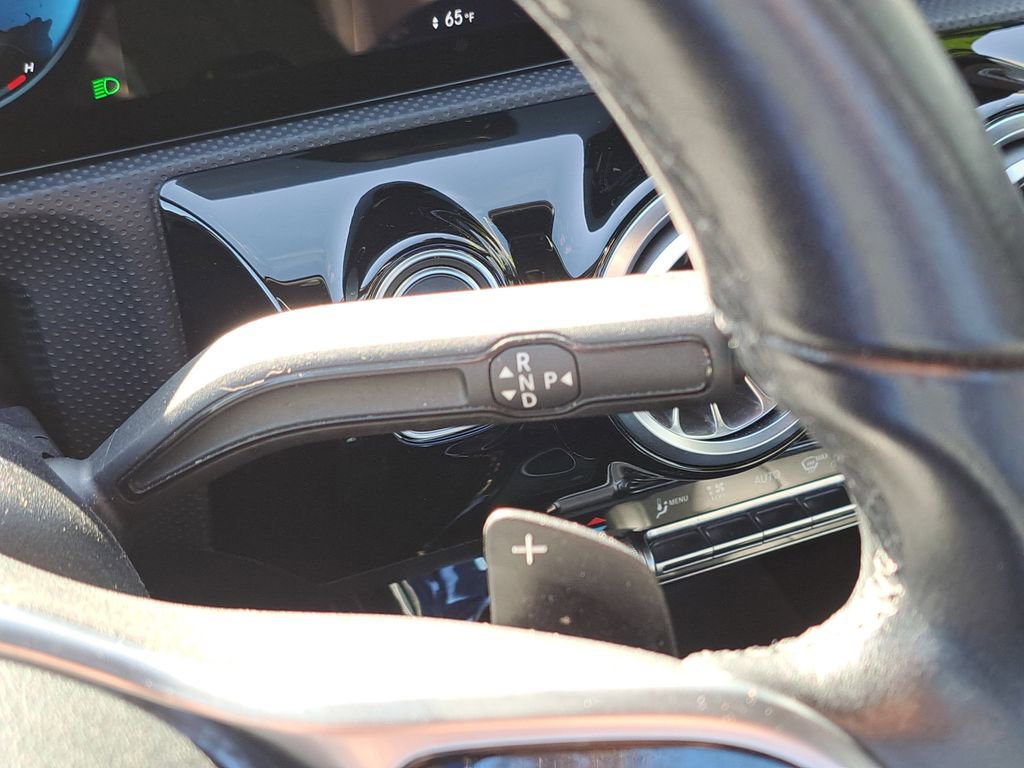 Used 2022 Mercedes-Benz CLA 250 image 16
