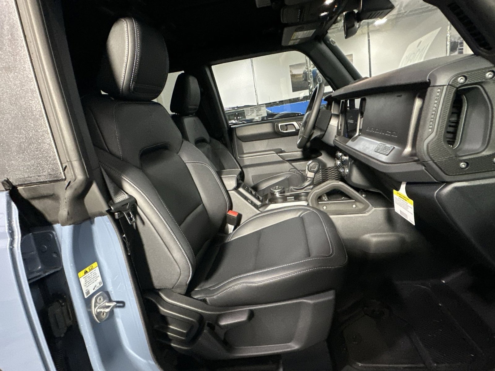 New 2025 Ford Bronco Badlands image 39