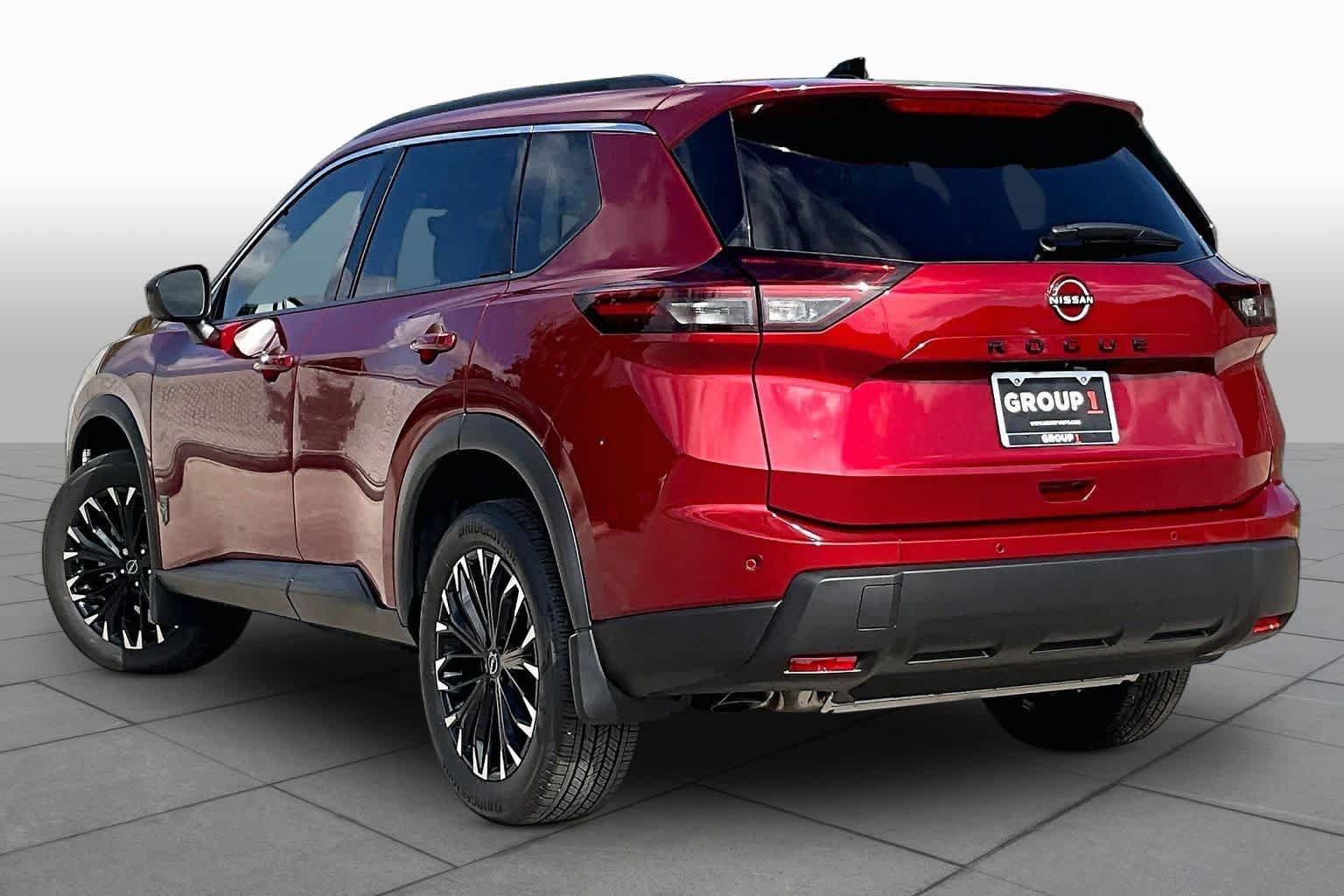 New 2026 Nissan Rogue Dark Armor FWD image 7