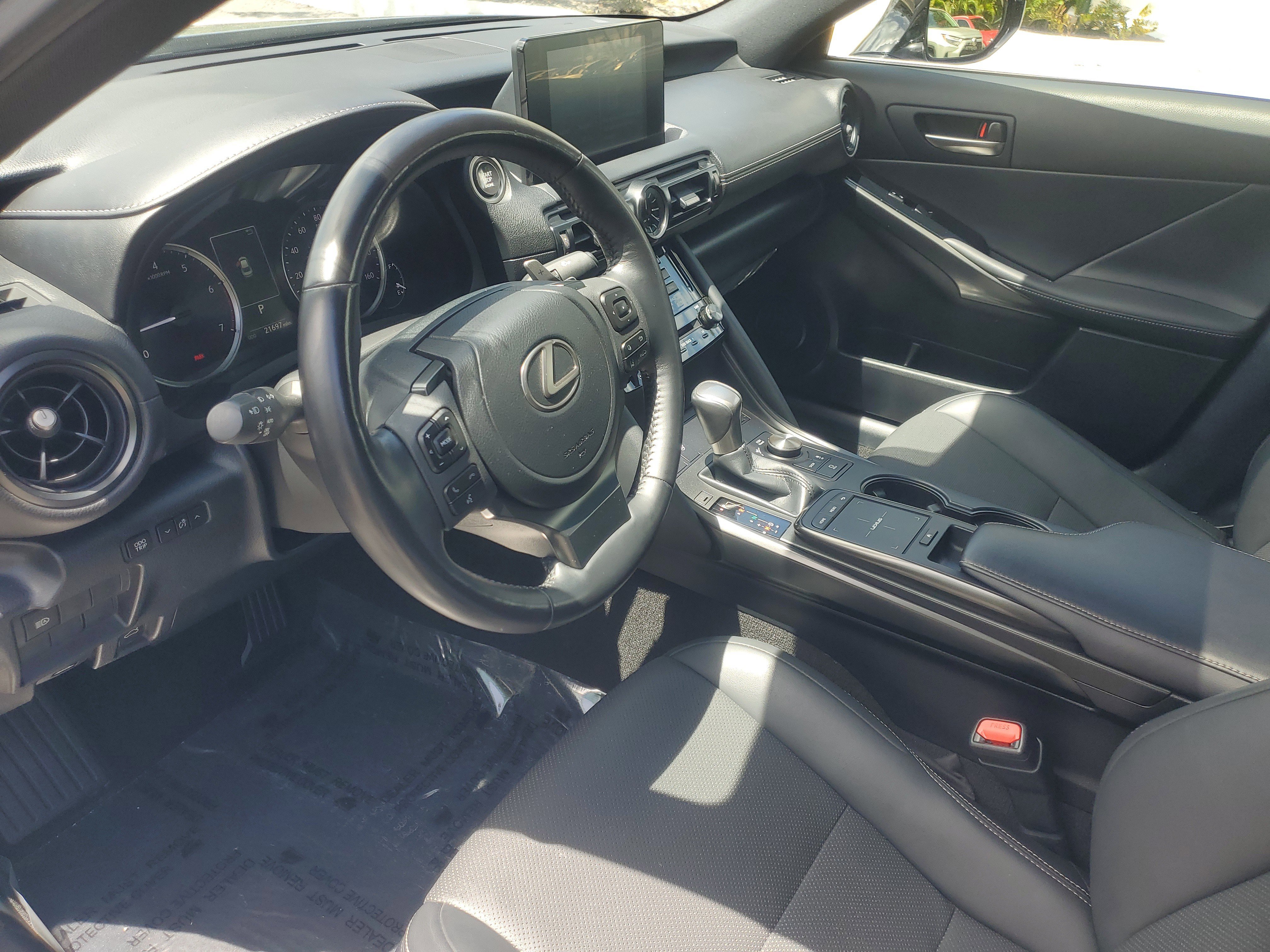 Certified 2023 Lexus IS 300 w/ Comfort Package RWD image 15