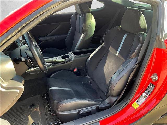 Used 2022 Toyota GR86 Premium w/ ALL Weather Mat Package (TMS) RWD image 22