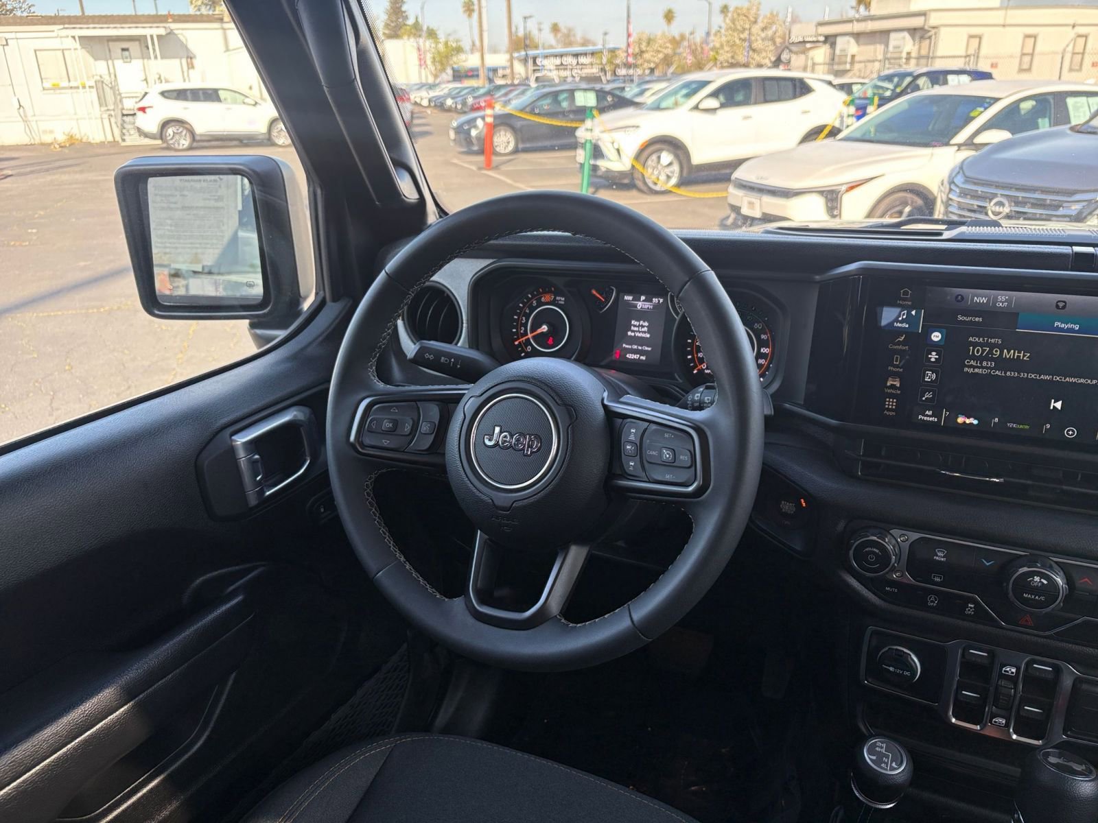 Used 2025 Jeep Wrangler Sport S AWD/4WD image 33