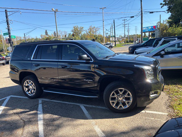 Used 2016 GMC Yukon SLT w/ Open Road Package AWD/4WD image 3