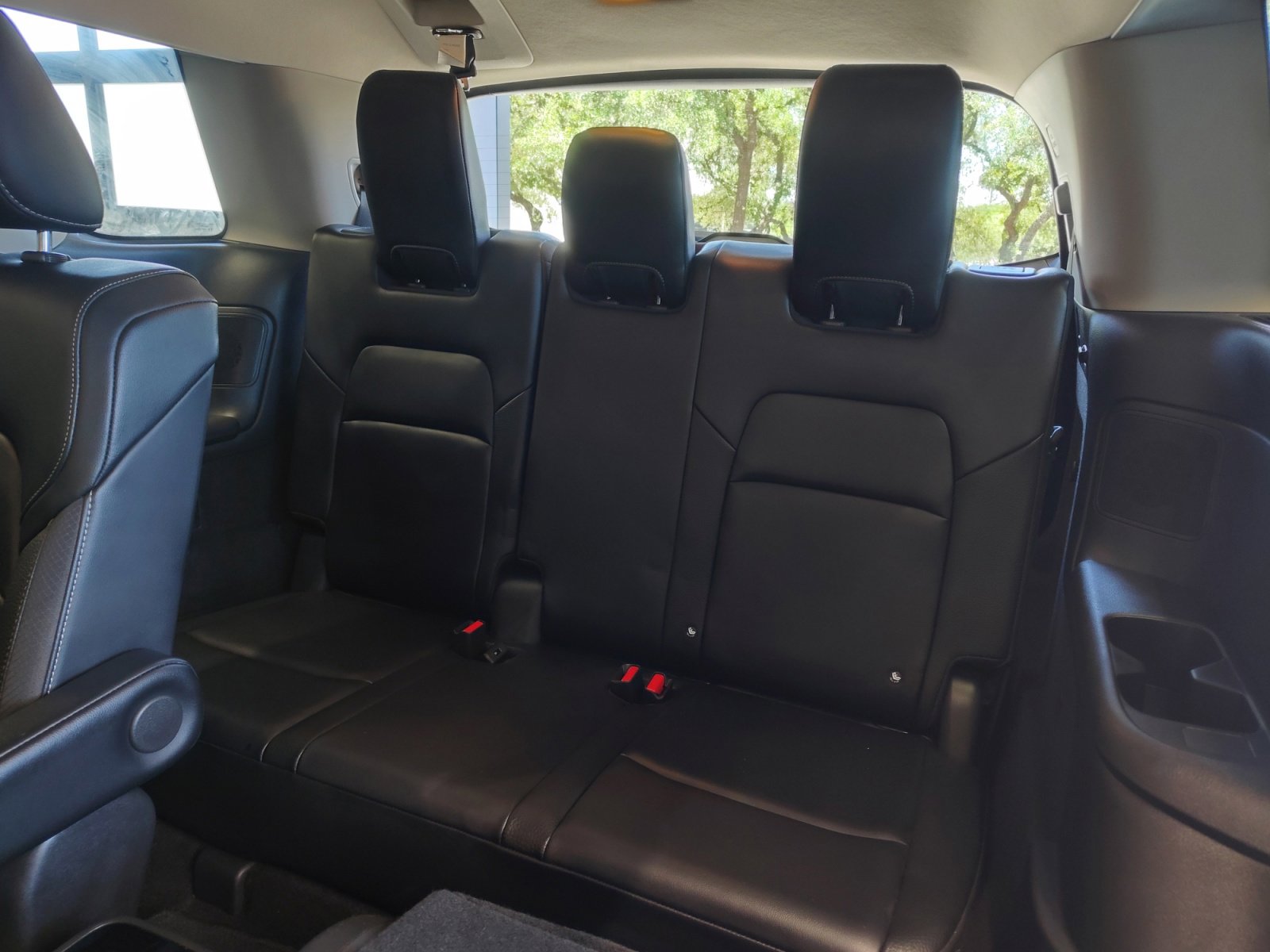Used 2024 Nissan Pathfinder SL w/ SL Premium Package AWD/4WD image 29