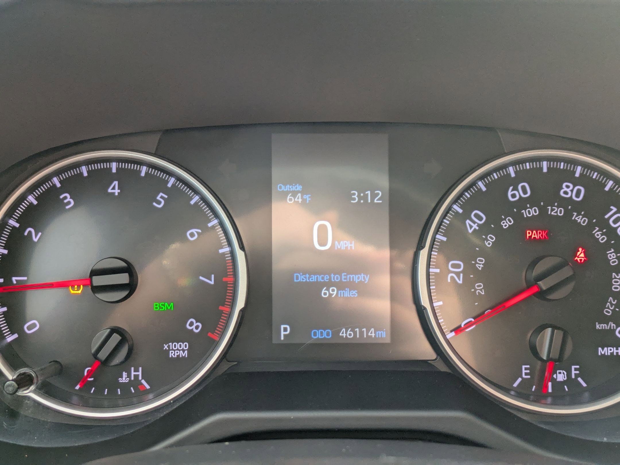 Used 2021 Toyota RAV4 XLE w/ Carpet Mat Package (TMS) image 19