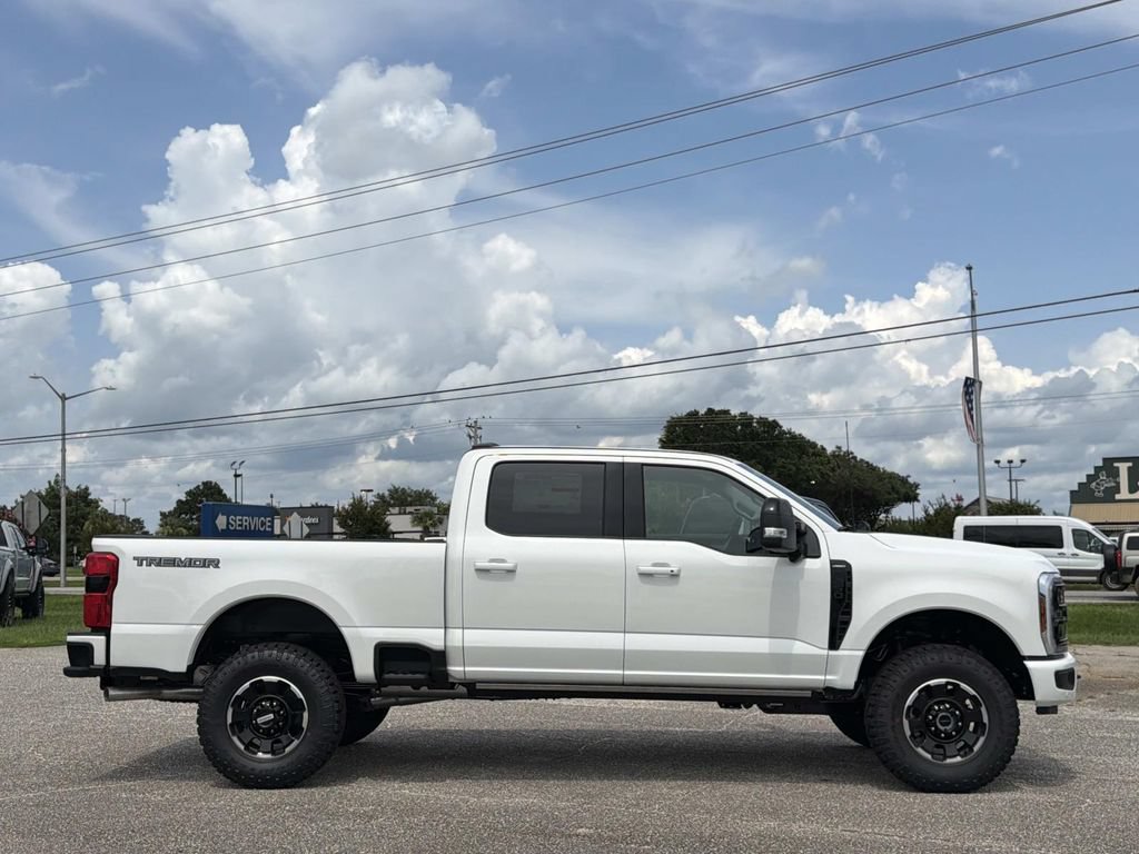 New 2026 Ford F250 Lariat w/ Tremor Off-Road Package AWD/4WD image 3