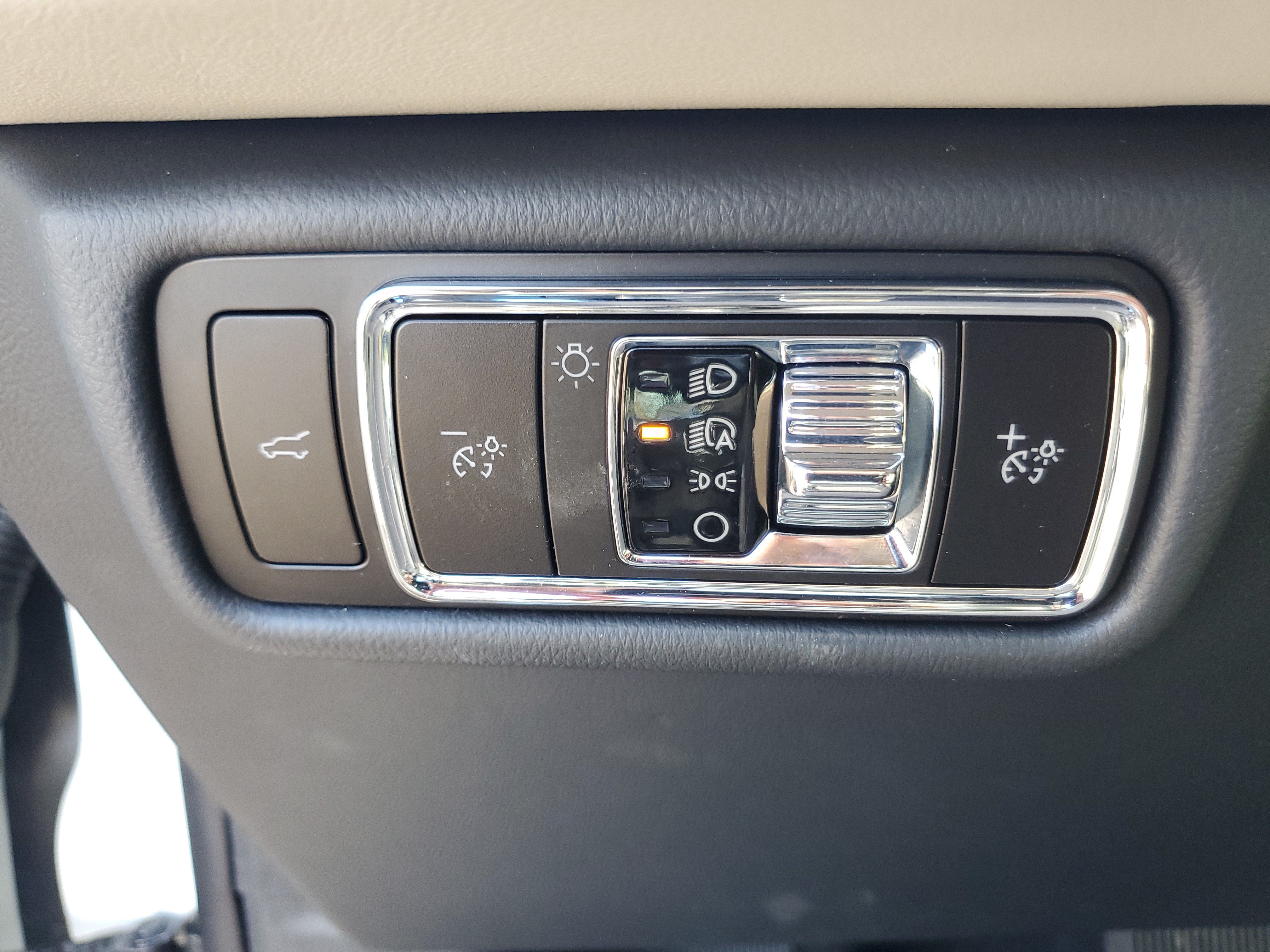 New 2026 Lincoln Aviator AWD image 13